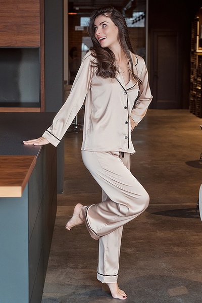 Silk pajama suit with trousers Beige Peach
