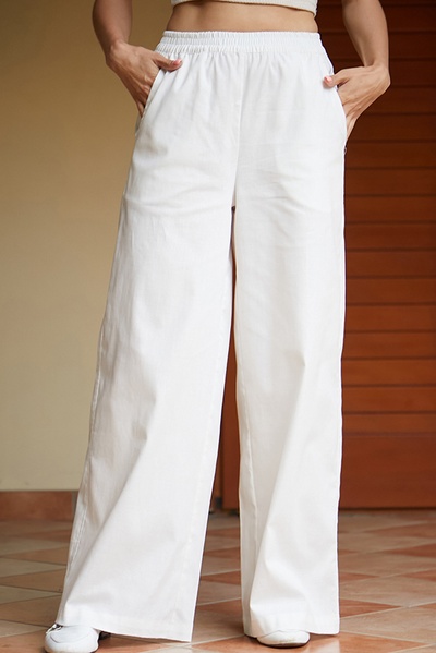 Trousers made of 100% linen Cream