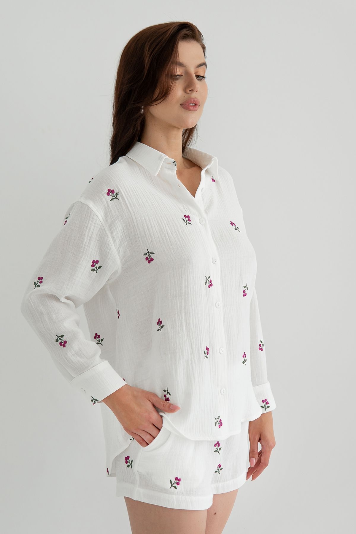 Сорочка з вишивкою з мусліну Blueberry (M/L) ML0058-39-60 фото