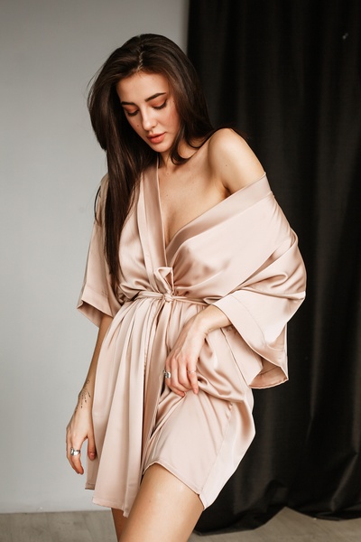 Silk dressing gown Nude
