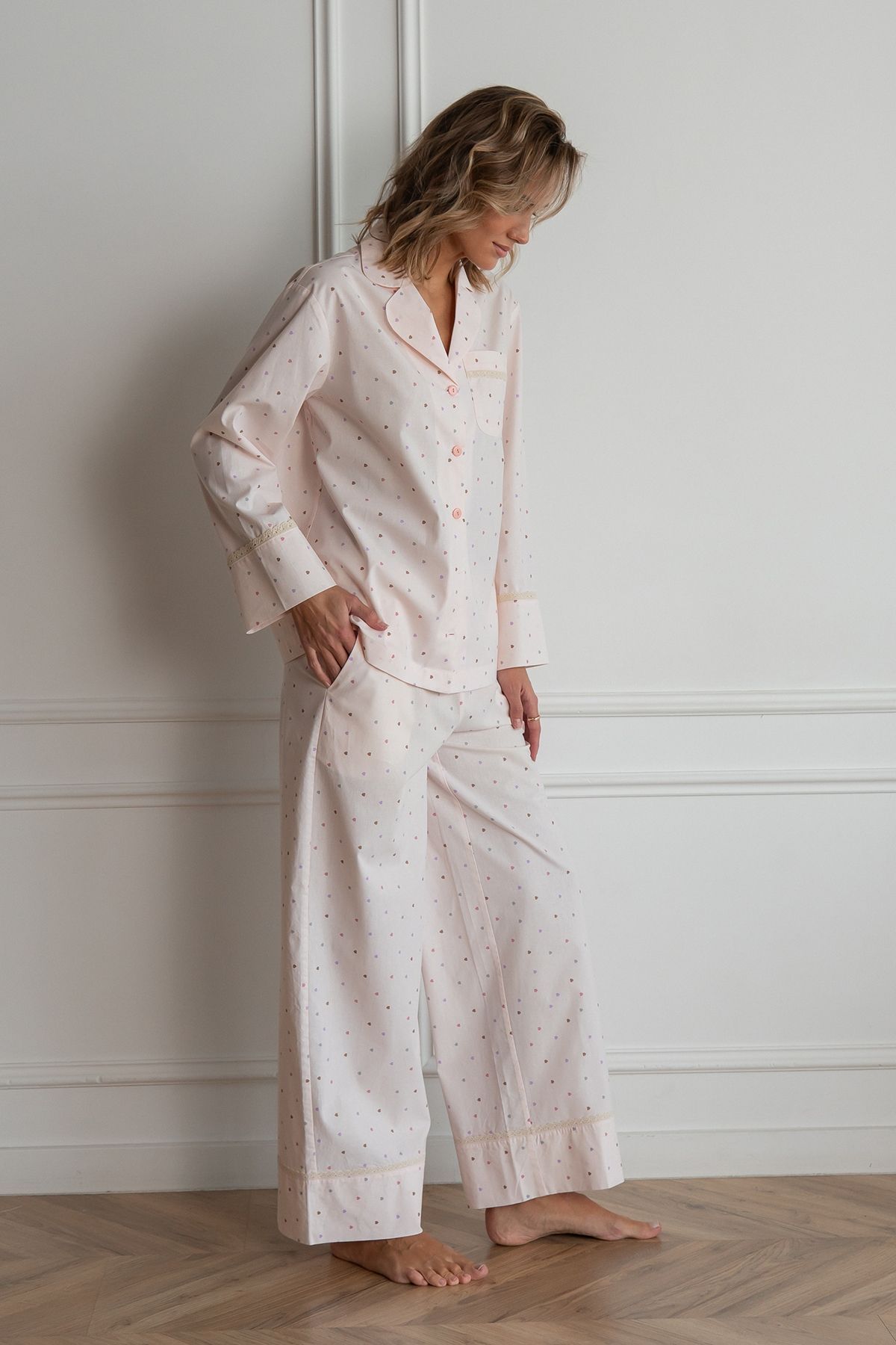 Cotton pajamas with lace Love is