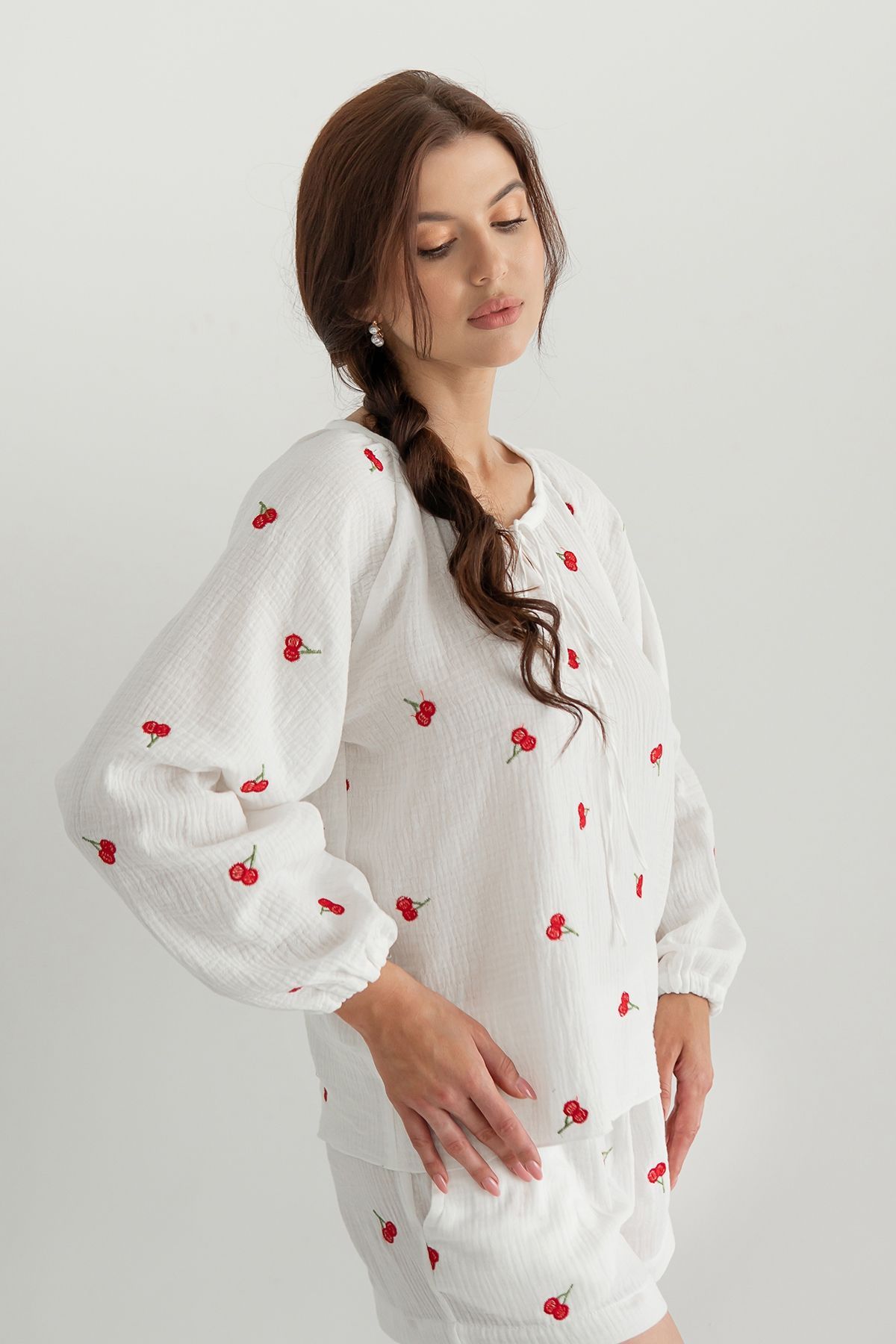 Сорочка з вишивкою з мусліну Cherry (M/L) ML0085-38-60 фото